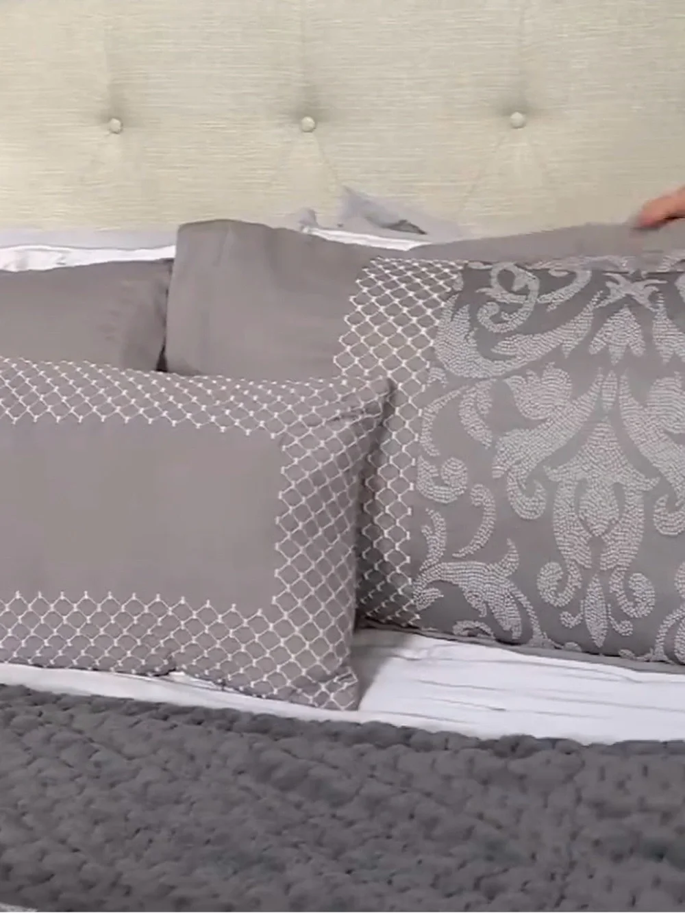 5-Pc Cal King Bedding Set Smoky Gray Jacquard Wynne Comforter Sham Skirt Pillow